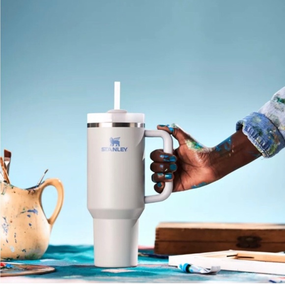 ✨NWT✨ Stanley Quencher H2.0 FlowState Tumbler 40oz (Fog) - Picture 3 of 17